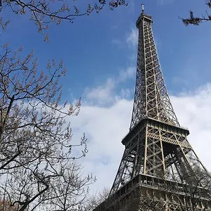 Proche De La Tour Eiffel Apartment
