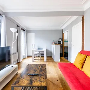Luxurious 2 Bedroom Tour Eiffel Bourdonnais Free Netflix Apartment